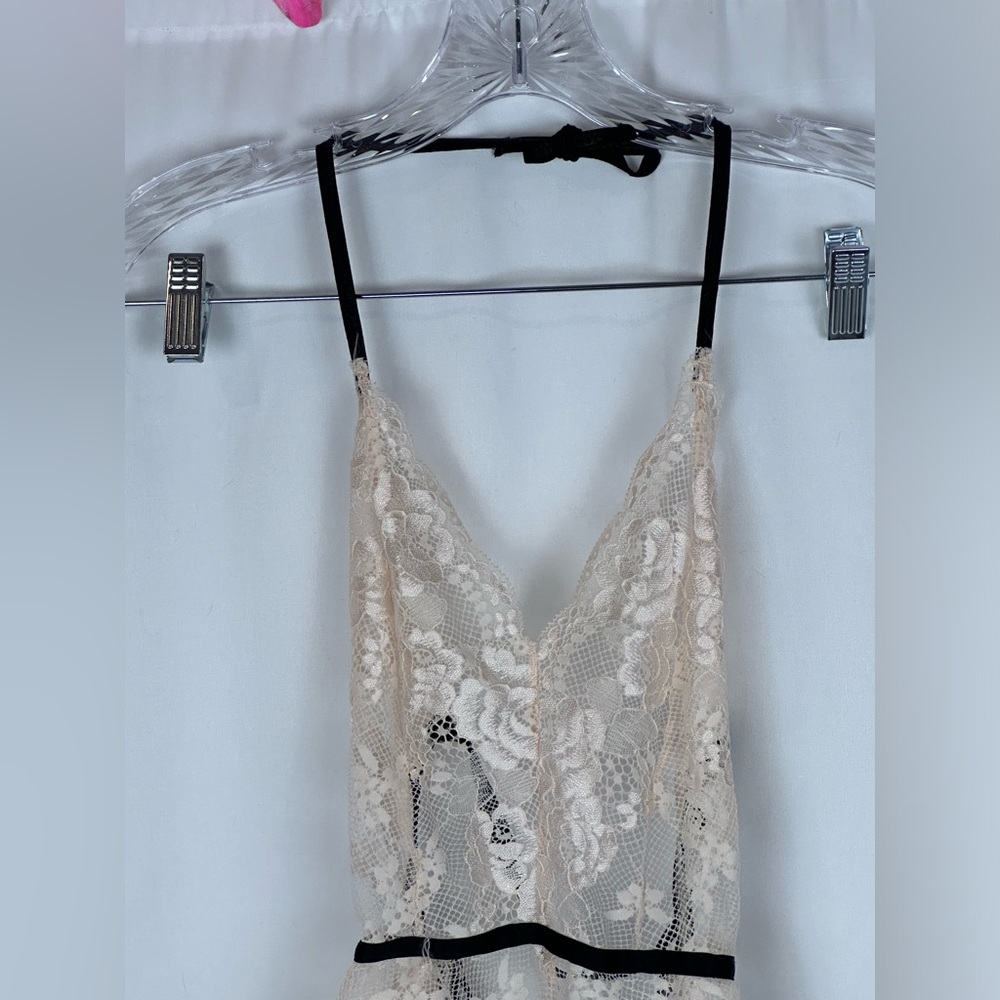 Oh La La Cheri Paris Willow Lace Thong Teddy- One Size - Picture 9 of 12